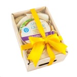 Набор подарочный, Мануфактура Дом природы 1 шт Лукошко-17 - кокосовый скраб Ежевичный фреш 300 г + крымское мыло натуральное на козьем молоке Белоснежный кокос 100 г + мочалка джутовая коробка